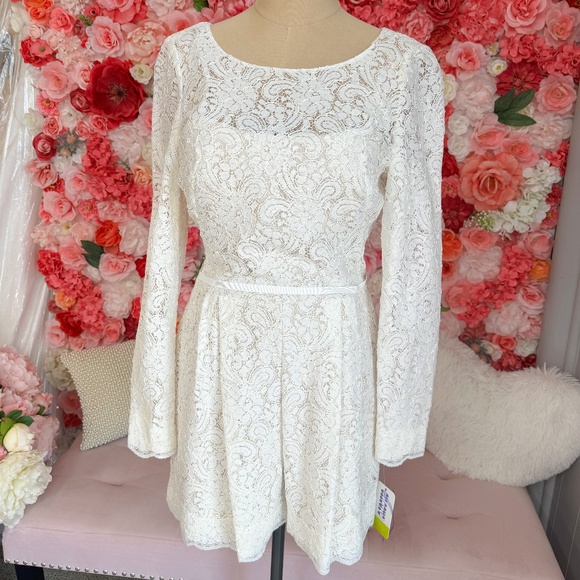 Encore by Watters | Lace Romper - Picture 1 of 4